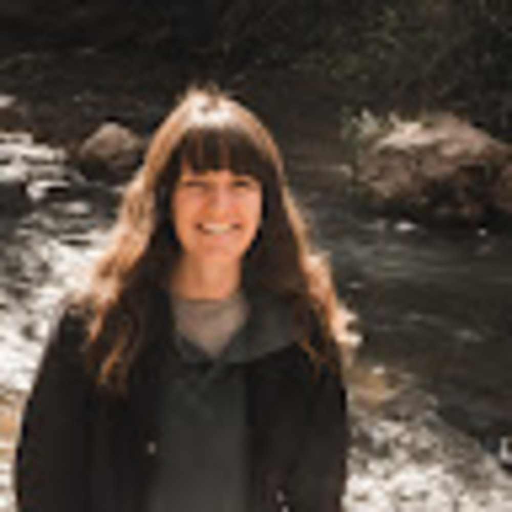 Meet your Posher, Lauren